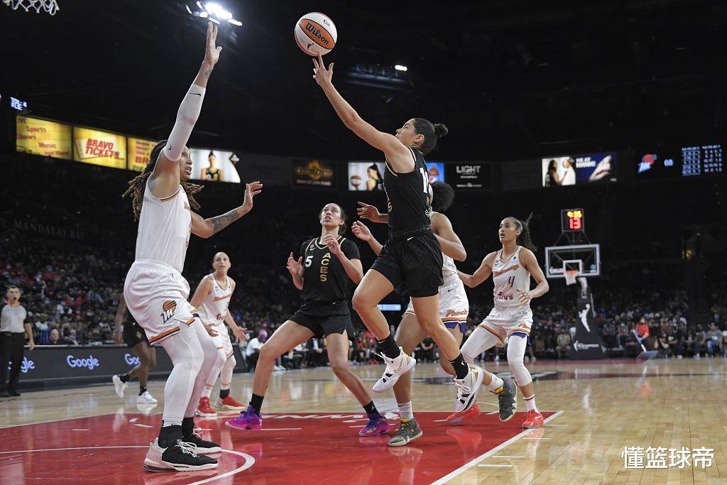 AYX-库里焦点对战，Uzi与40激战RNG分钟，大比分获胜胜负难料！的简单介绍