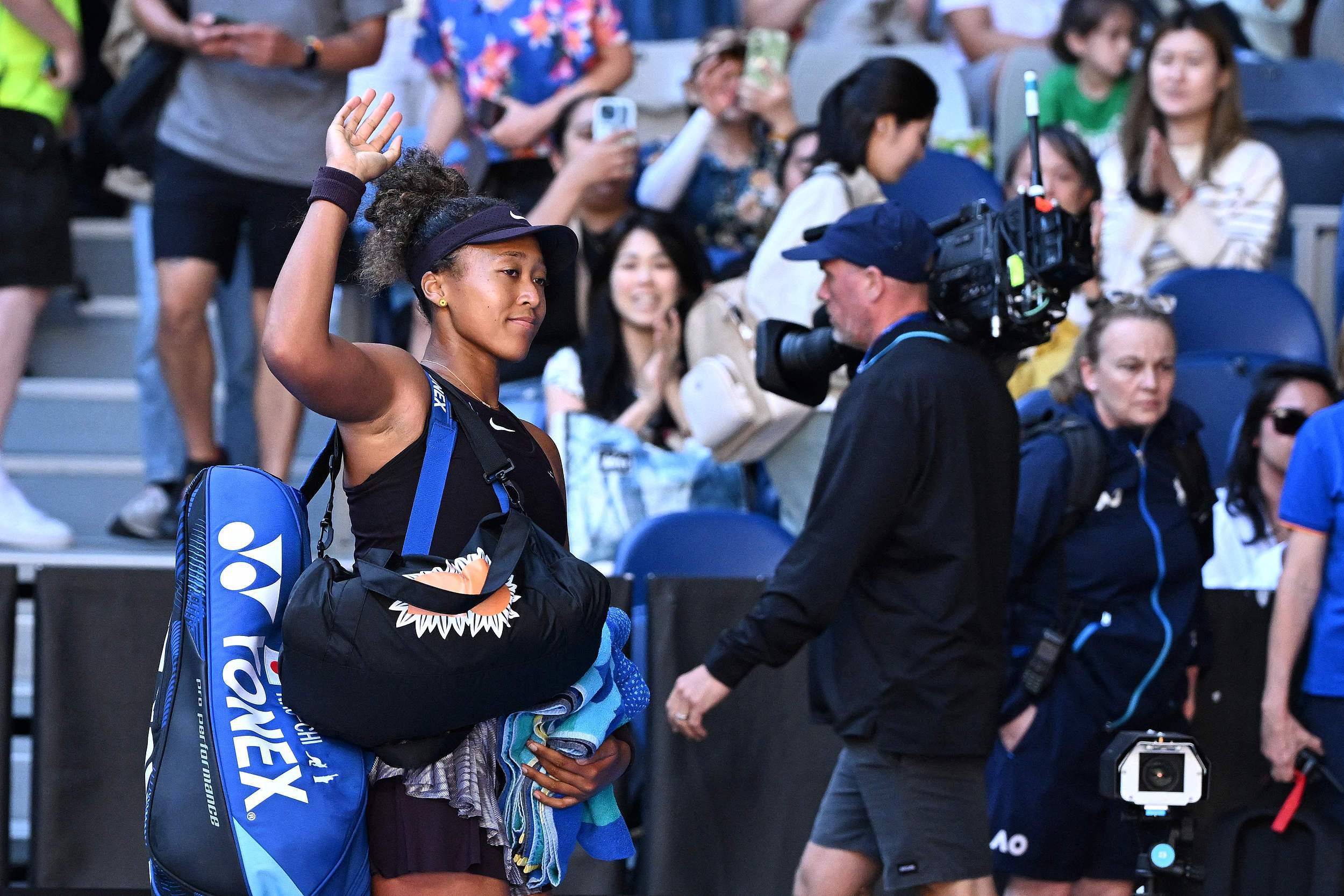 爱游戏-关于瑞士队观众热烈欢呼！，大坂直美迎来七赛季出色发挥上演精彩一战的信息