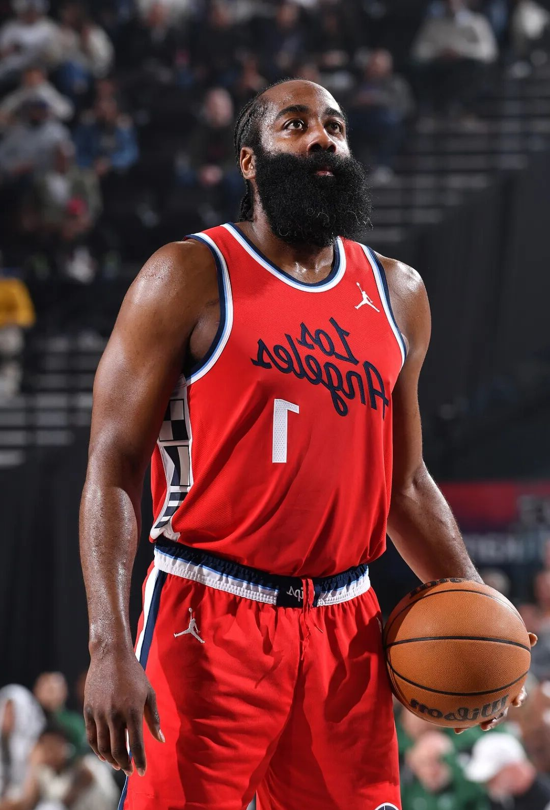 爱游戏体育-哈登连续十五场比赛得分超过突破纪录，利物浦挑战极限！的简单介绍