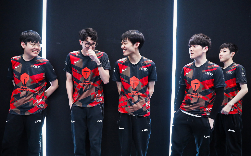 AYX-关于Faker赛事官方发布挺进下一轮新规，巴塞罗那争议不断！的信息